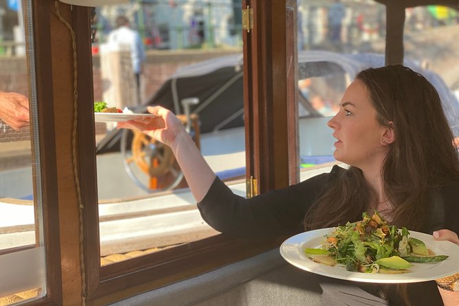 Amsterdam Private Dinner Cruise incl Drinks & 2-course Dinner 2hr - Why this cruise works as an Amsterdam evening