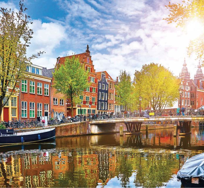 Amsterdam: Private Guided City Tour by Pedicab - The three main canals, seen from the road