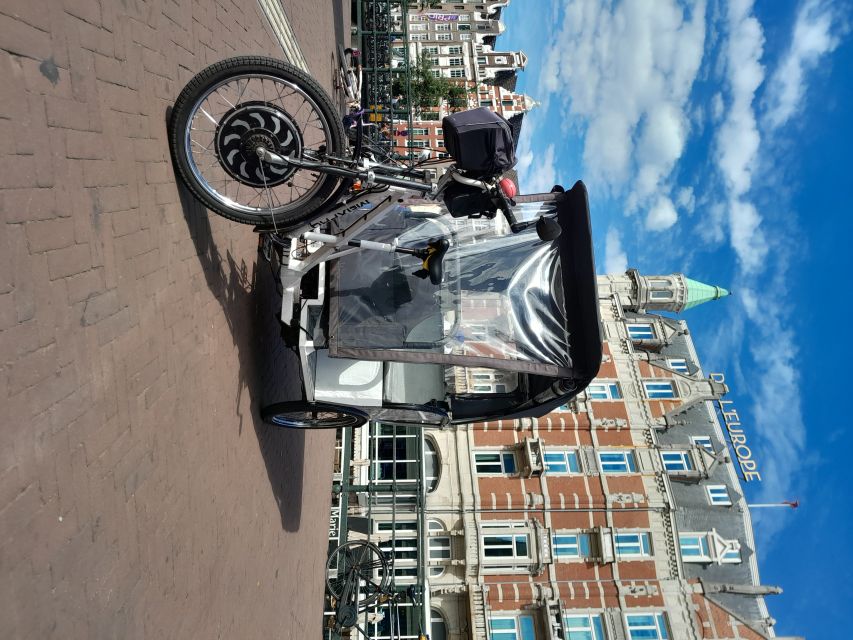 Amsterdam: Private Guided City Tour by Pedicab - Pickup, languages, and practical limits