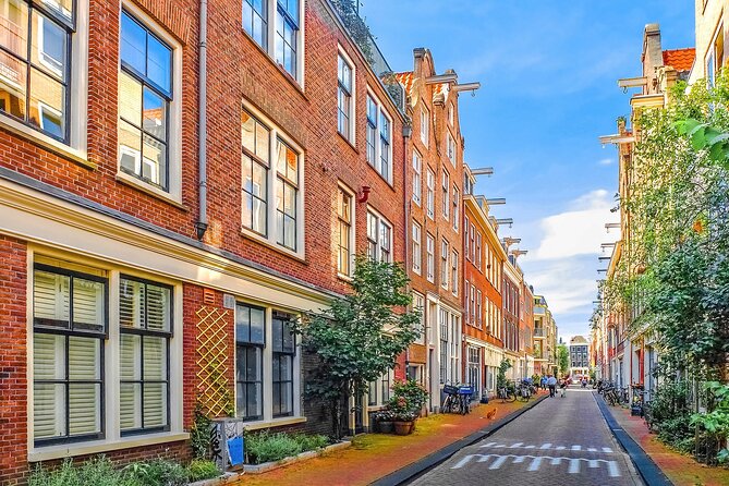 Amsterdam Private Historical Walking Tour - Multatuli, cheese, and the fair trade connection