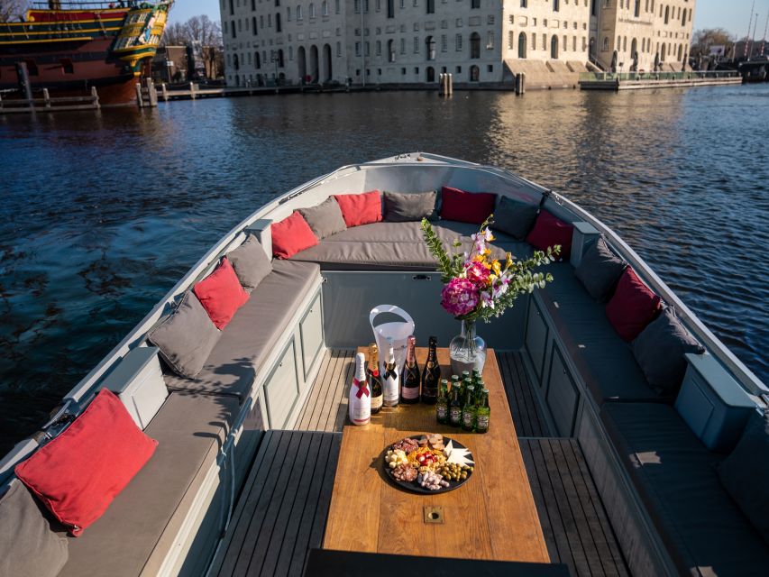 Amsterdam: Private Luxury Cruise with Drinks & Silent Disco - Best occasions for this private boat