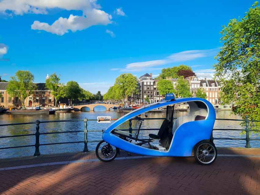 Amsterdam: Private Pedicab Historical Sightseeing Tour - Dam Square gives you Amsterdam’s starting point