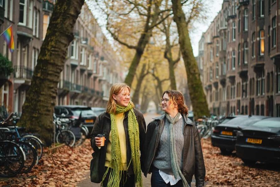 Amsterdam: Private Photoshoot for Couple, Family, or Solo - Why a private Amsterdam photo session works