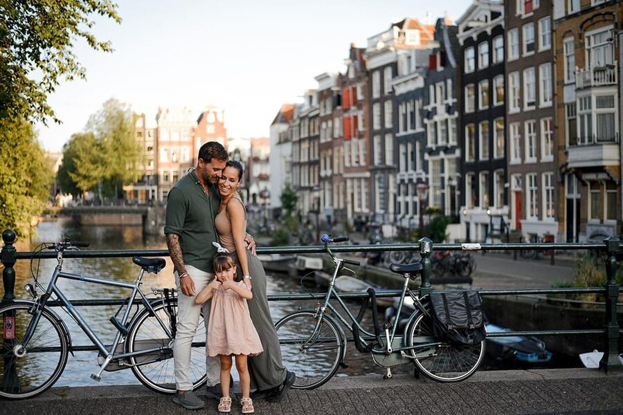 Amsterdam: Private Photoshoot in iconic locations - Why a short Amsterdam photoshoot can be worth it