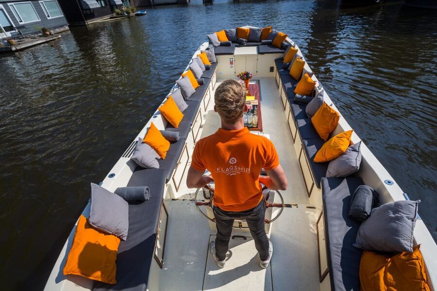 Amsterdam: Private Prosecco Canal Cruise Tour - The Rijksmuseum and Amsterdam’s grander side