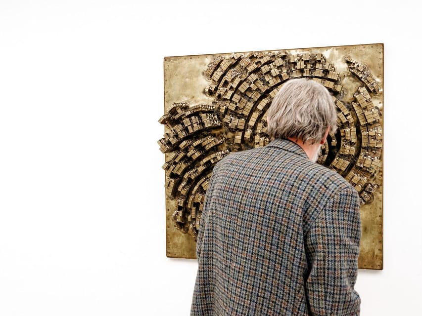 Amsterdam: Private tour to Kröller-Müller Museum - Walking the sculpture park