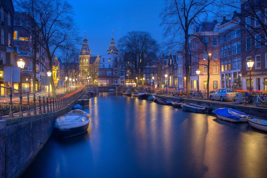 Amsterdam Private Welcome Tour with a Local Guide - What the guide can teach you about daily Amsterdam