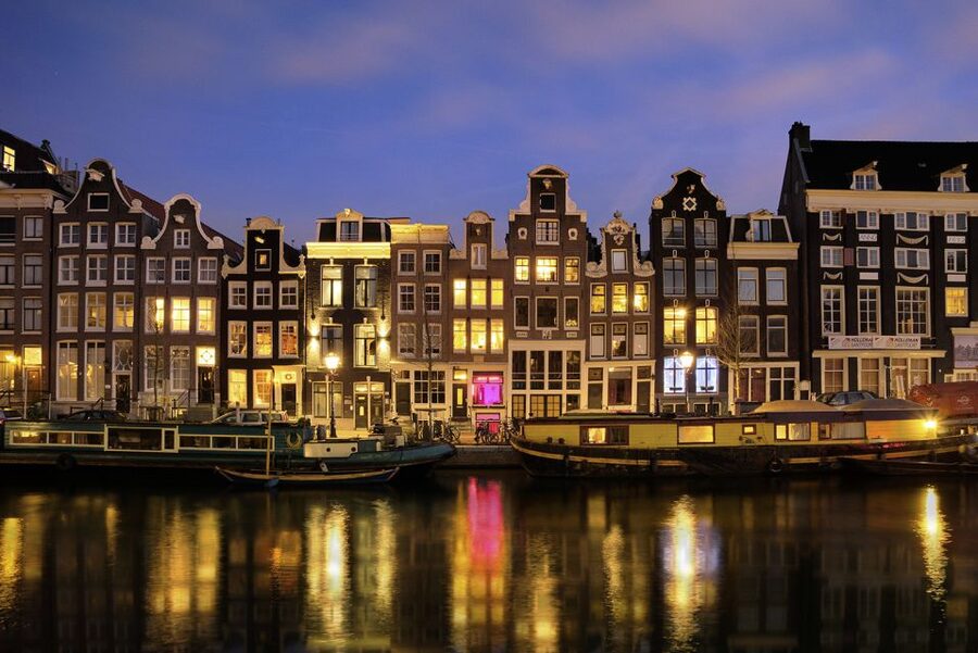 Amsterdam: Red Light District and Coffeeshop Culture Tour - Is $29 a fair price?