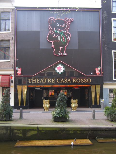 Amsterdam: Red Light District and Coffeeshop tour - Why this neighborhood deserves a guided walk