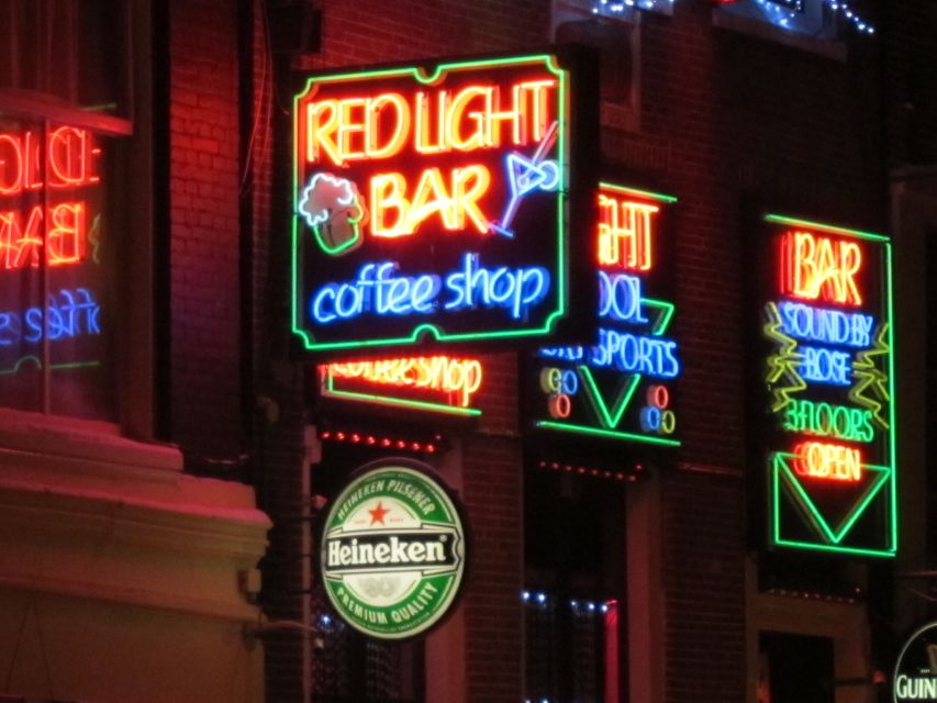 Amsterdam Red Light District and Old Town Walking Tour - A guide-led look at Dutch culture
