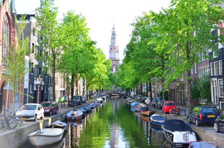 Amsterdam Red Light District and Old Town Walking Tour - What the two-hour timing means for you