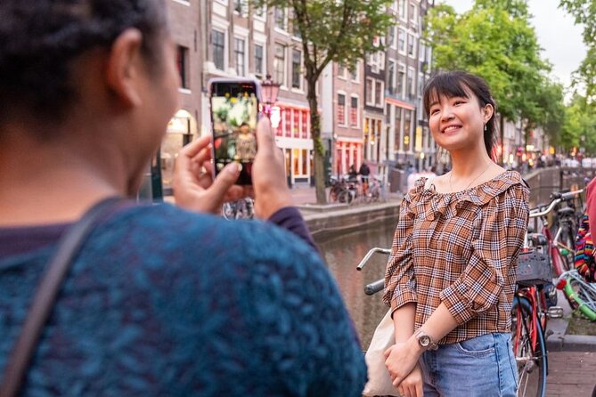 Amsterdam: Red Light District & City Tour (Private tour) - Amsterdam Centraal and the harder side of the district