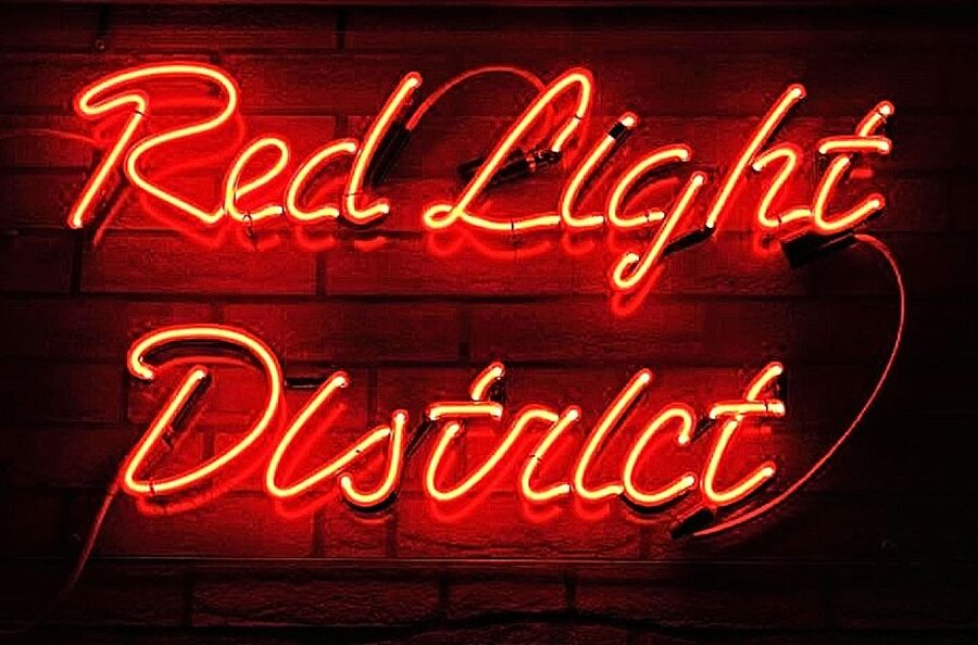 Amsterdam: Red Light District Exclusive Night Tour - Canals, old houses, and the Grachtengordel