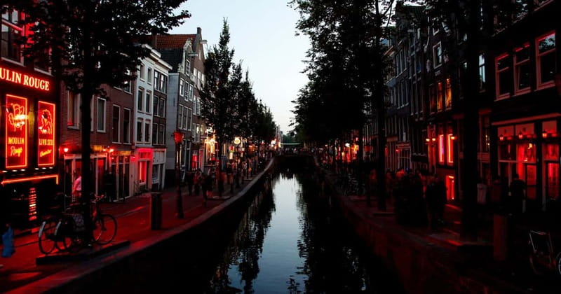 Amsterdam: Red Light District Tour - Key points to know before booking
