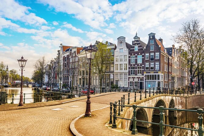 Amsterdam Red Light District Treasure: Self-Guided Tour & Quest - Our Lord in the Attic is a fitting finish