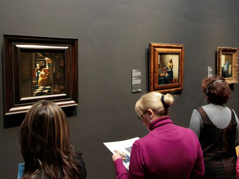 Amsterdam: Rijksmuseum Masterpieces Guided Small Group Tour - Key Points at a Glance