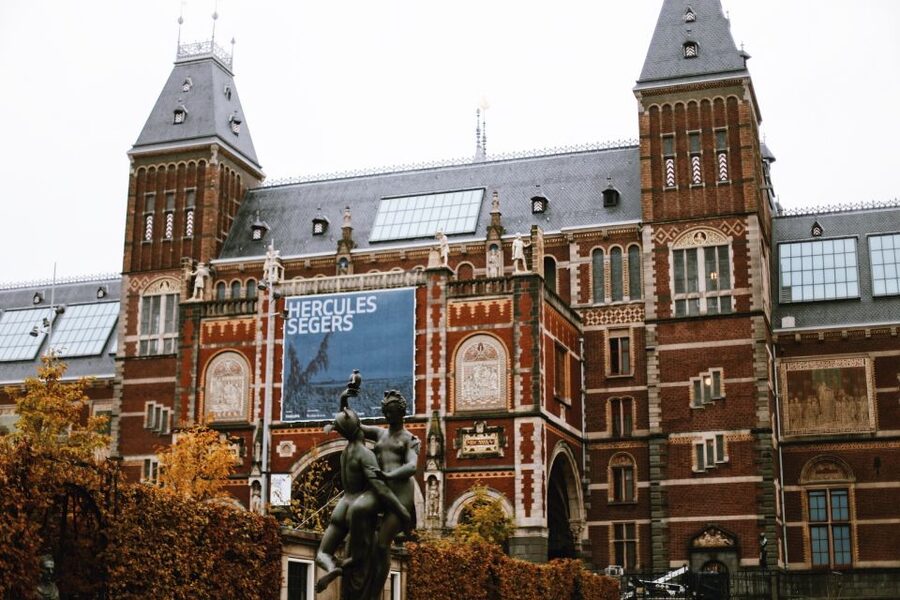 Amsterdam: Rijksmuseum Masterpieces Guided Small Group Tour - Small Group or Private Tour?