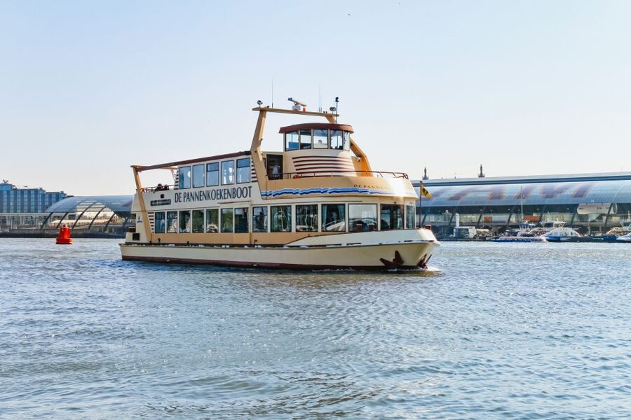 Amsterdam: River Cruise With All-You-Can-Eat Dutch Pancakes - Should you book the Amsterdam pancake cruise?