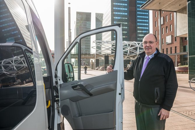 Amsterdam Schiphol Airport (AMS) Departure transfer from Amsterdam City - The weak point: confirming your pickup time