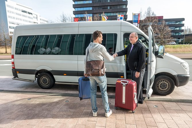 Amsterdam Schiphol Airport (AMS) Round Trip transfer to Amsterdam City - The serious risk: missed pickups