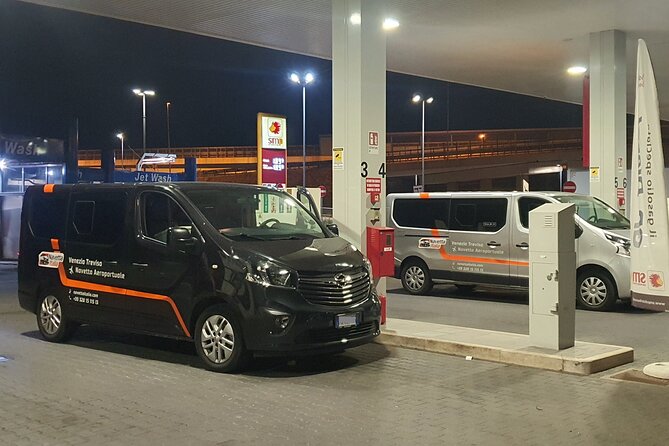 Amsterdam Schiphol Airport (AMS) to Amsterdam - Arrival Private Transfer - How this compares with a taxi or public transport