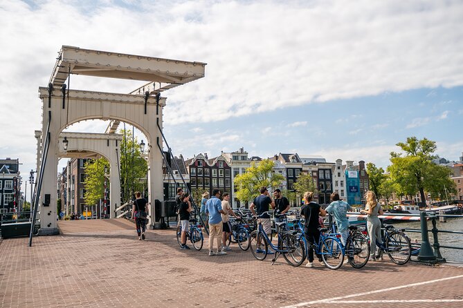 Amsterdam Small-Group Bike Tour With Optional Canal Cruise - Why a bicycle is the right way to meet Amsterdam
