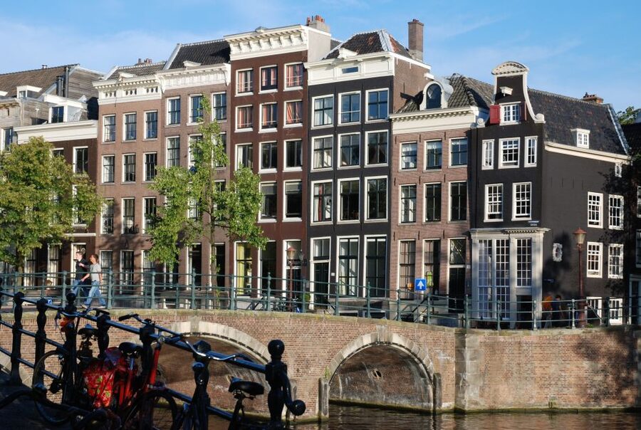 Amsterdam: Stedelijk Museum and 1-Hour Canal Cruise - Is $41 a fair price?