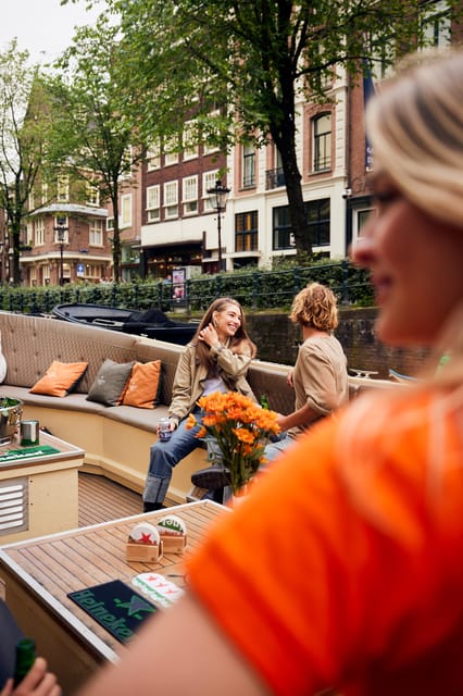 Amsterdam: The Heineken Flagship Canal Cruise - A beer cruise with a clear Amsterdam setting