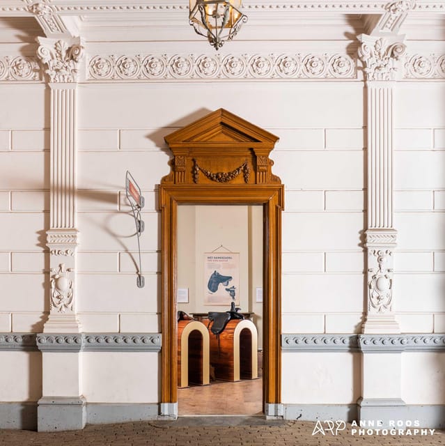 Amsterdam: The 'Hollandsche Manege' Stables Entry Ticket - The museum displays and Dutch horsemanship
