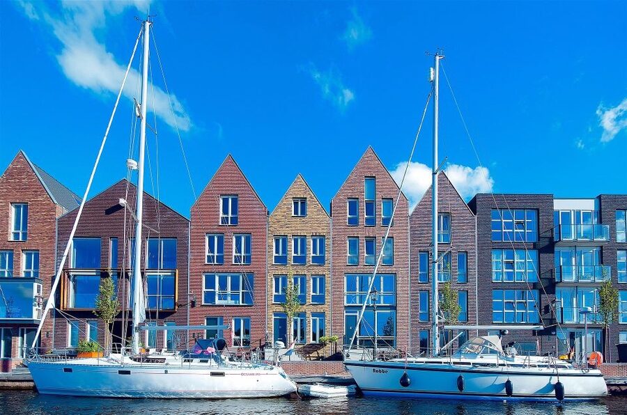Amsterdam to Haarlem: Private Day-Trip Experience - What the guide experience is really like