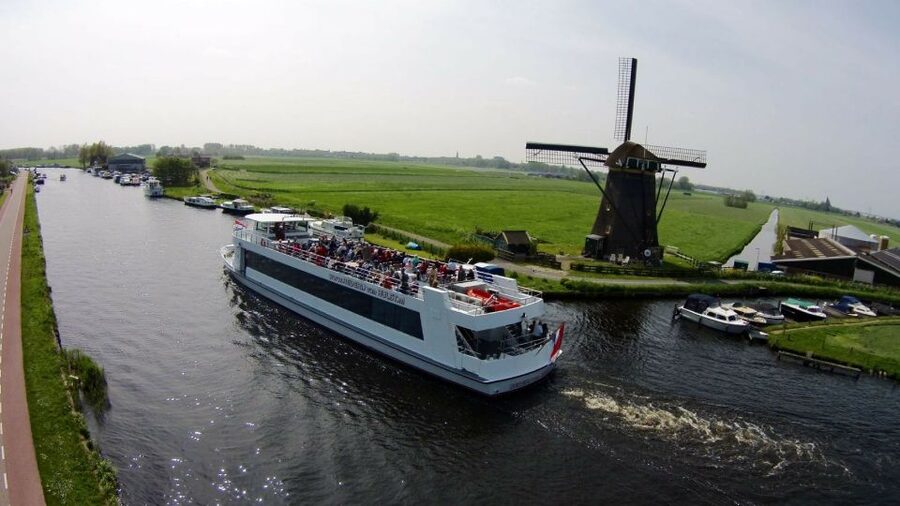 Amsterdam: Tour to Keukenhof Gardens with Windmill Cruise - Keukenhof, where the flowers do the talking