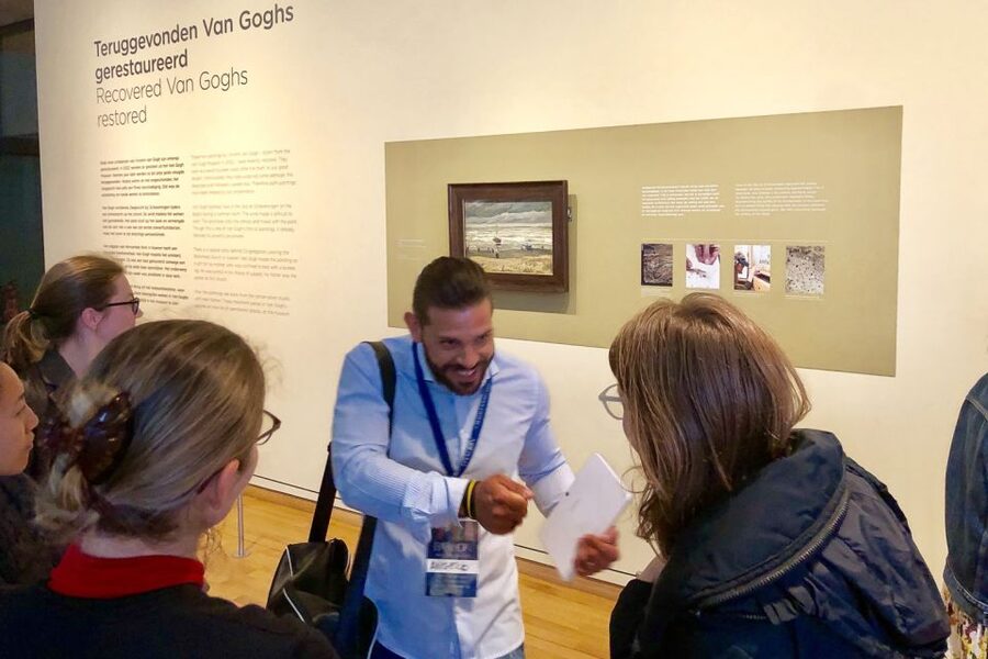 Amsterdam: Van Gogh Museum Masterpieces Tour up to 8 guests - Why the Van Gogh Museum works better with a guide