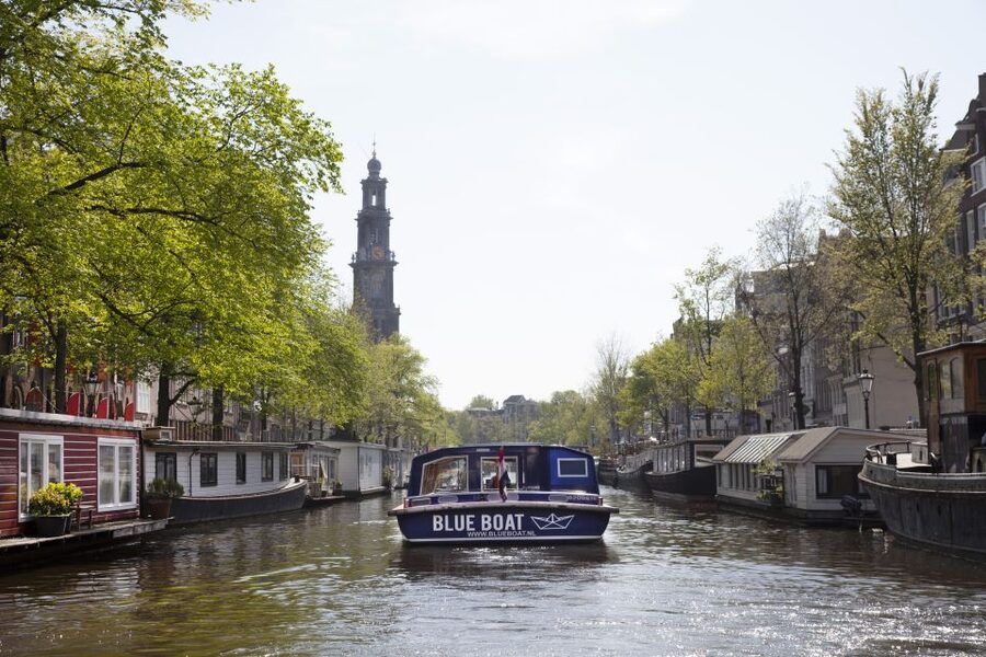 Amsterdam: Van Gogh Museum Ticket and City Canal Cruise - Practical plan for your three hours