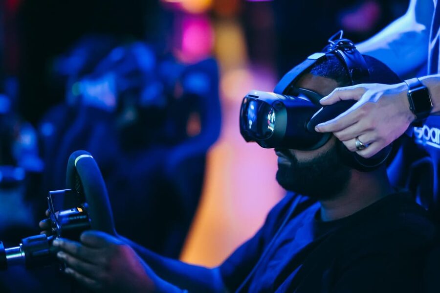 Amsterdam: VR Starter Pack with 6 Tokens - Who will enjoy this starter pack most