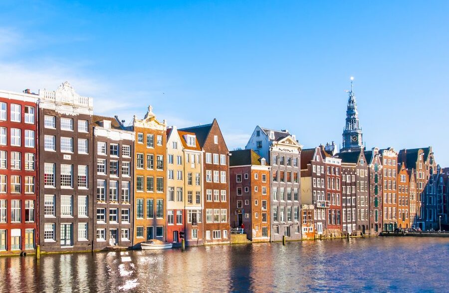 Amsterdam Walking Tour and Canal Cruise - The museum area is an orientation, not a museum day