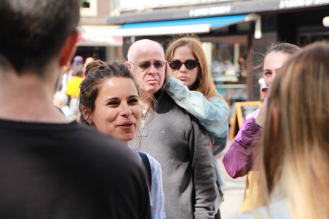 Amsterdam: Walking Tour with Dutch Pancake Lunch - What arrives at Dutch Pancake Masters