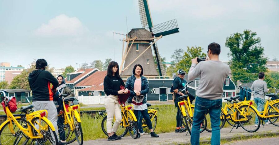 Amsterdam: Waterland District Countryside Villages Bike Tour - Molenslootpad and the rhythm of Waterland