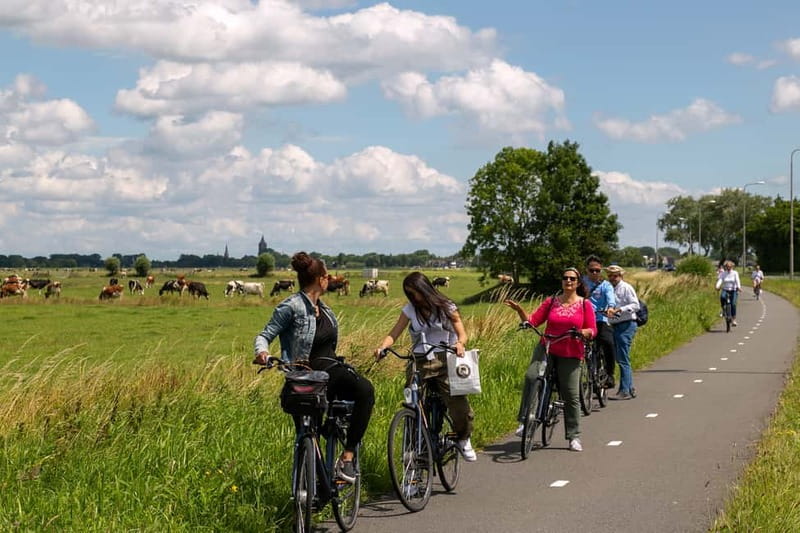 Amsterdam: Windmill, Cheese, and Countryside E-Bike Tour - Broek in Waterland: quiet lanes and old village character