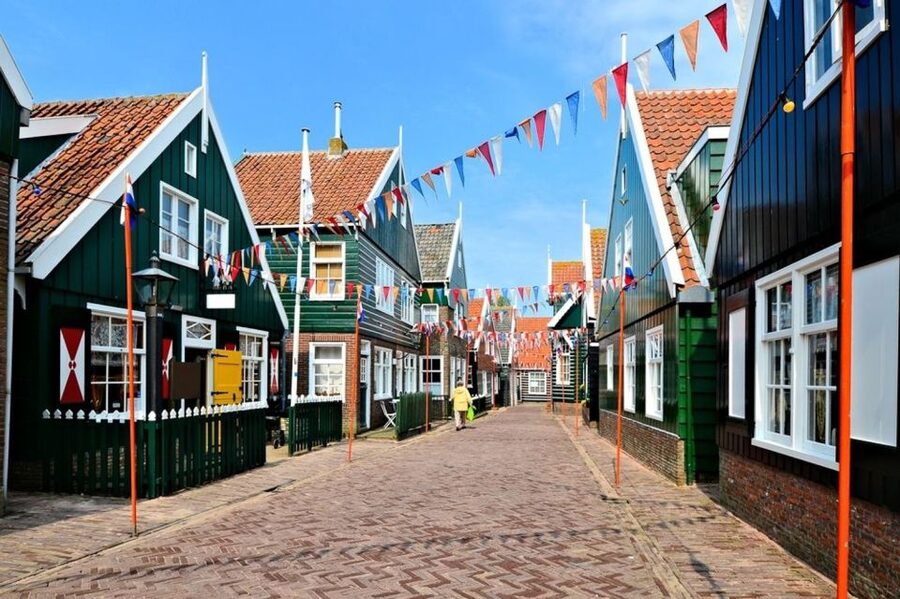 Amsterdam: Windmills, Edam, Volendam and Marken Private Tour - A full day beyond Amsterdam’s canals