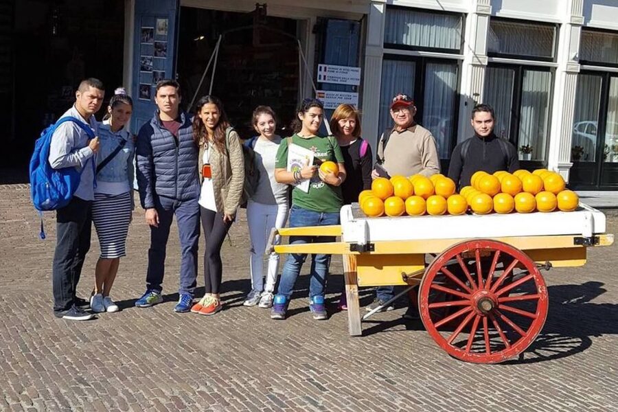 Amsterdam: Windmills, Edam, Volendam and Marken Private Tour - Guides, language, and the human side of the day