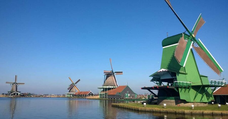 Amsterdam: Zaanse Schans 3-Hour Small Group Tour - Should you book the Zaanse Schans tour?