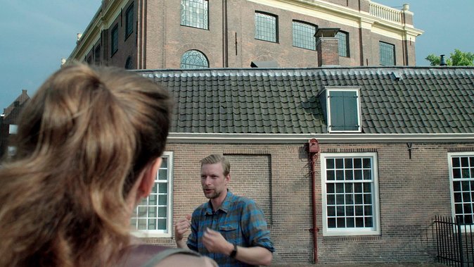 Anne Frank and the Jewish History of Amsterdam Private Tour - ARTIS Zoo and the stories of hiding