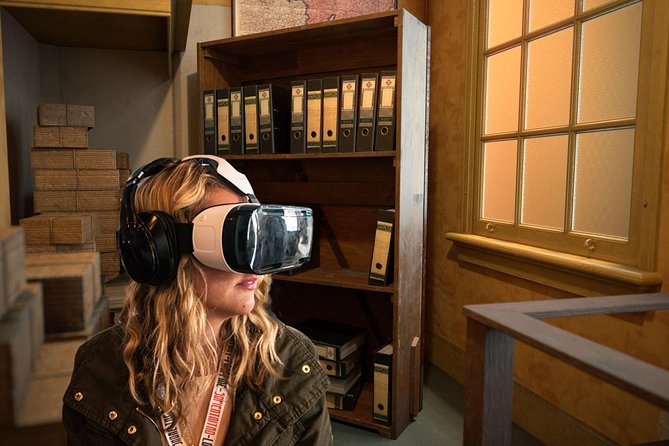 Anne Frank's Last Walk & See Anne Frank House in Virtual Reality - The VR Secret Annex at Spanjer en van Twist