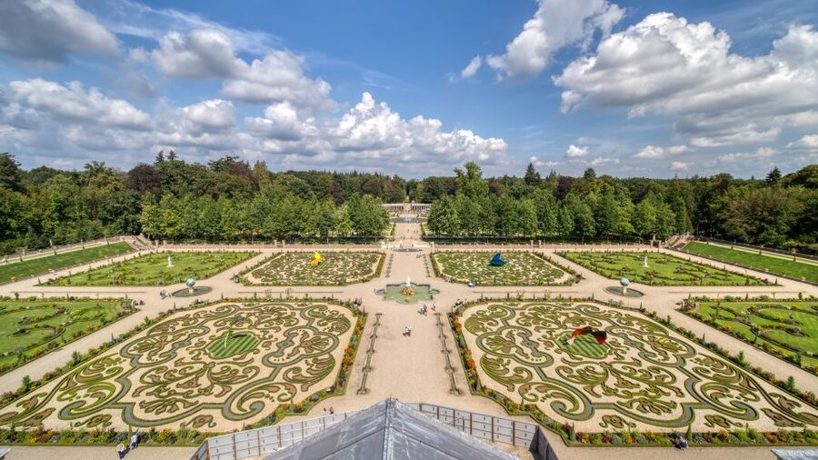 Apeldoorn: Het Loo Palace Entry Ticket - Getting there and planning your day