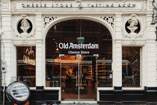 Cheese and Wine tasting in Amsterdam - Five cheeses and three wines in less than an hour