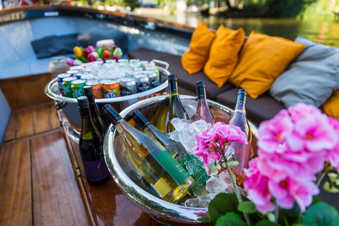 Classic Salonboat Tour in Amsterdam Including Cheese and Wine - The canal ring and Amsterdam’s grand belt