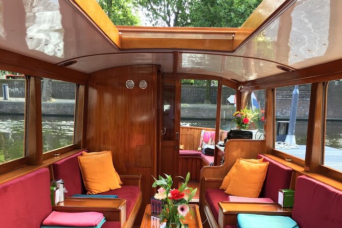 Cruise Amsterdam like a Local — Small Group 12 pax - Stories, questions, and a less formal style