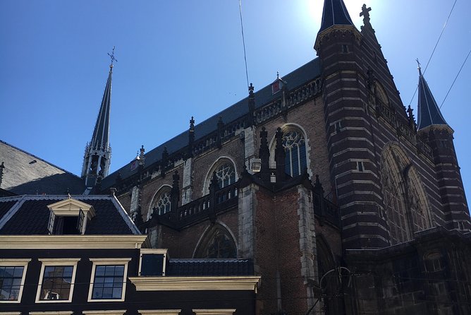 CULTURE Cultural city tour - Torensluis and life beside the water