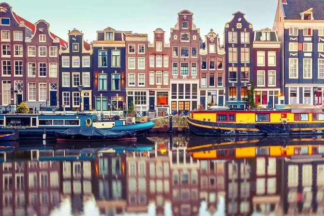 CULTURE Cultural city tour - What the guide’s style means for you