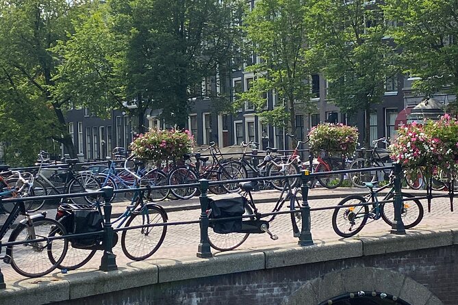 CULTURE with bite, culinary city tour - Who will enjoy this Amsterdam walk most